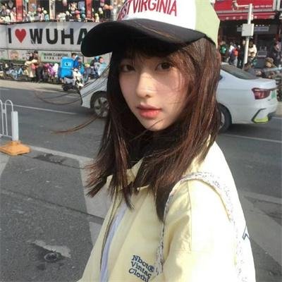 只是陌生人